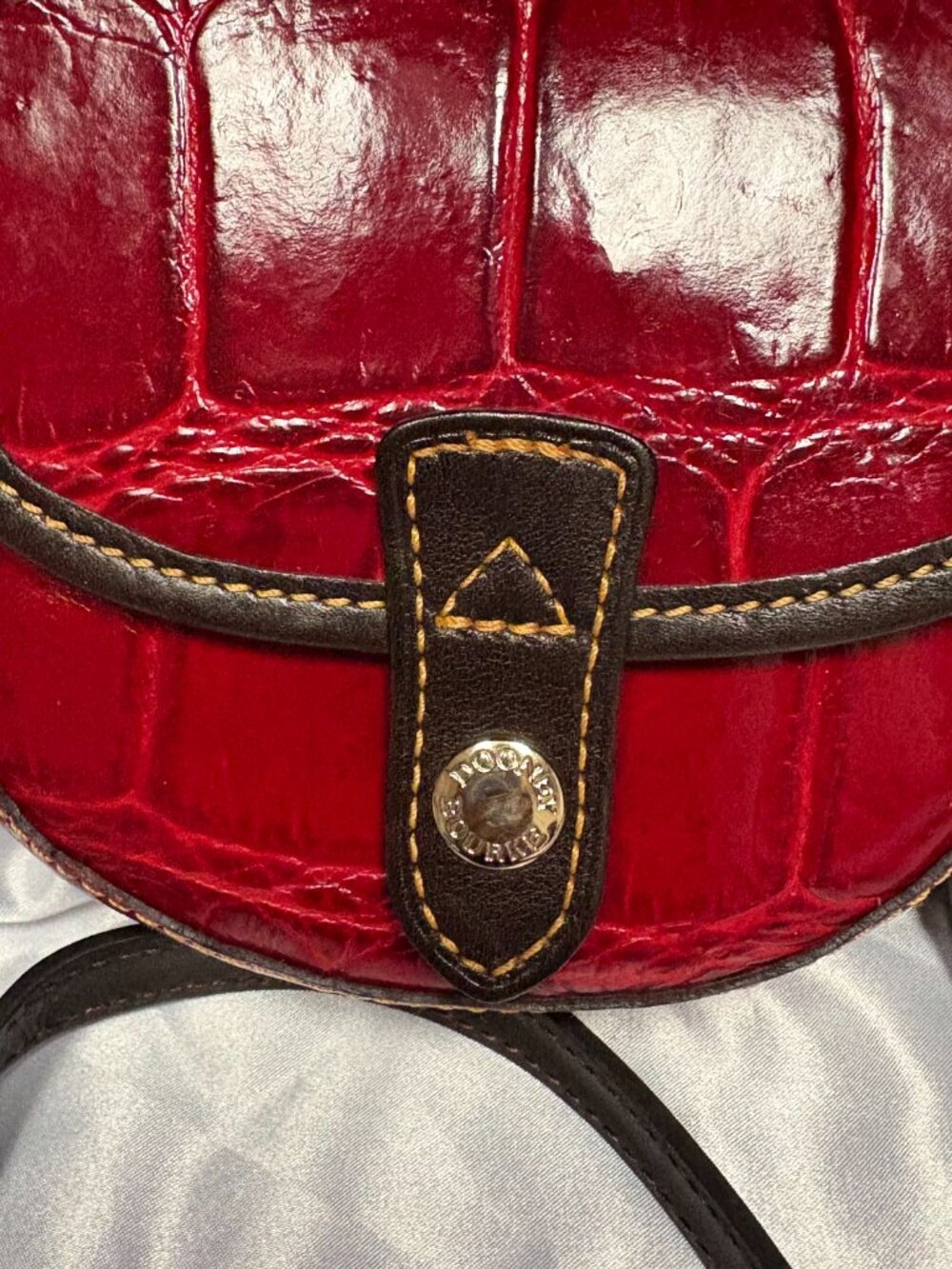 Vintage Dooney & Bourke Croc Embossed RED Leather Mini Crossbody - Rare - Picture 2 of 13
